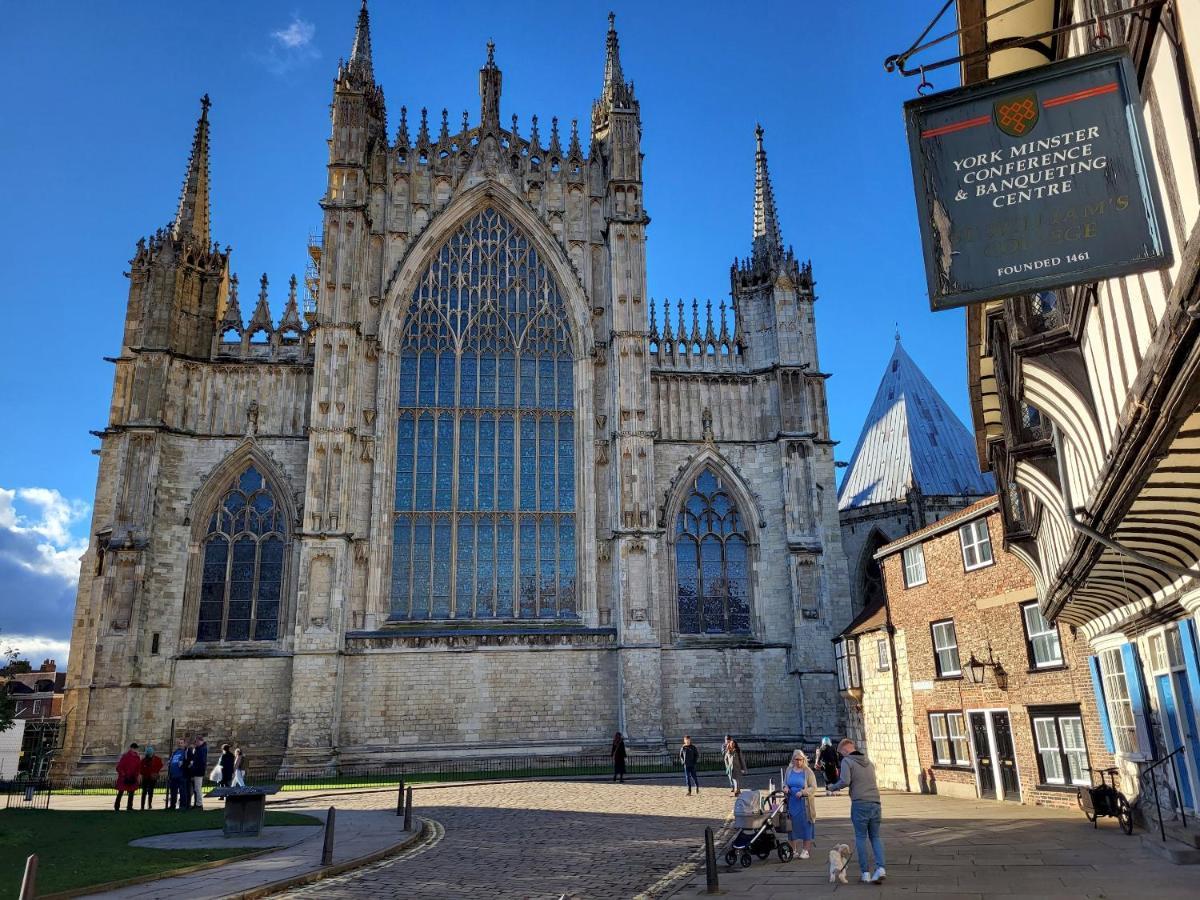 Вилла York Minster View Экстерьер фото